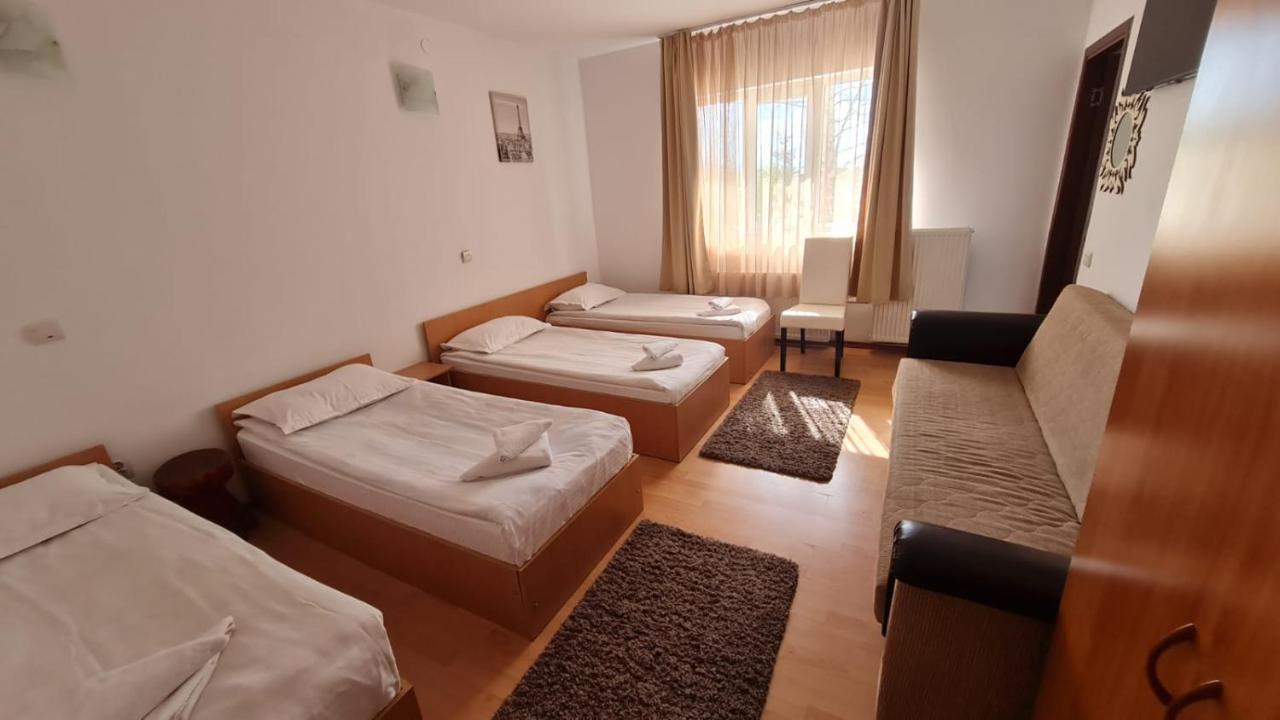 Pensiune Runcu Stone Esterno foto